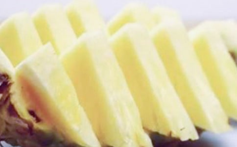 小班美術(shù)教案菠蘿