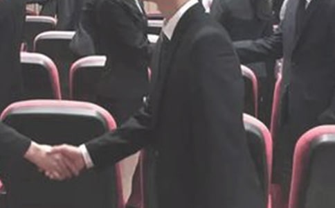 公關禮儀之坐姿