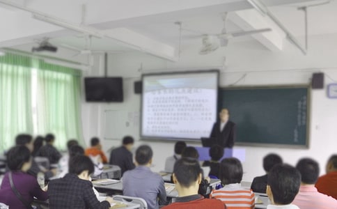家長會主持稿學生
