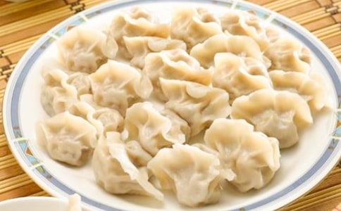 木耳餃子的做法