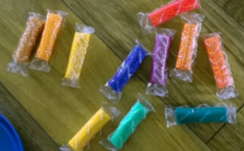 橡皮泥手工制作蘿卜