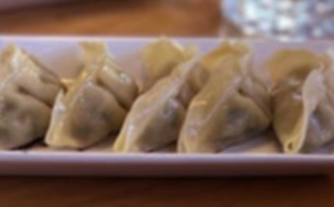 中餐宴請用餐時的禮儀2篇